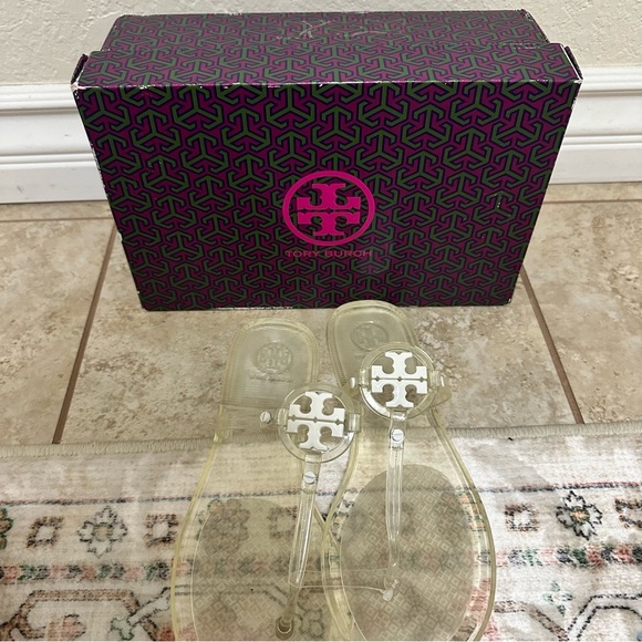 New Tory Burch MINI MILLER JELLY SANDAL size 7 - Picture 5 of 8
